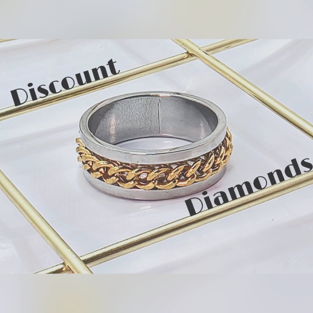 Polished Silver Titanium Ring with Gold Chain